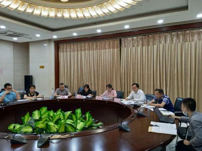 城市和小城镇中心编制《广西智慧城市建设及东盟示...