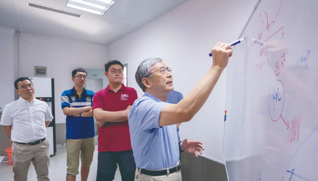 郑南宁院士：打造人工智能领域的“百年老店”